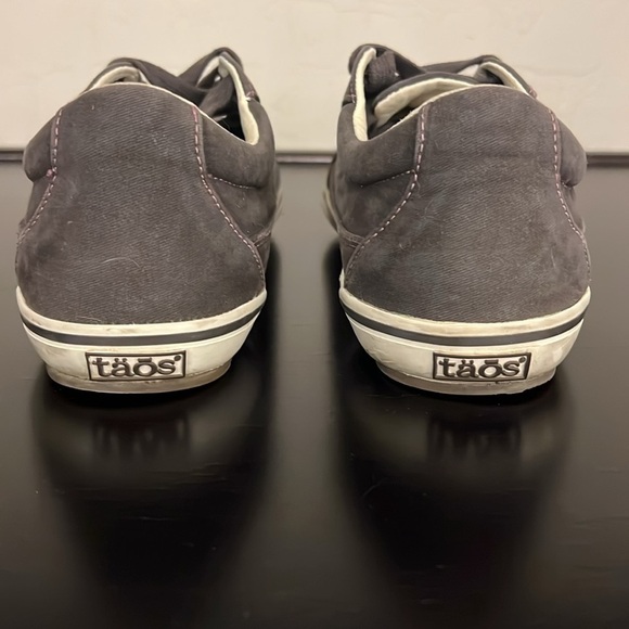 Taos Moc Star MST-13482A, grey, arch support sole, size 6.5 - Picture 6 of 14